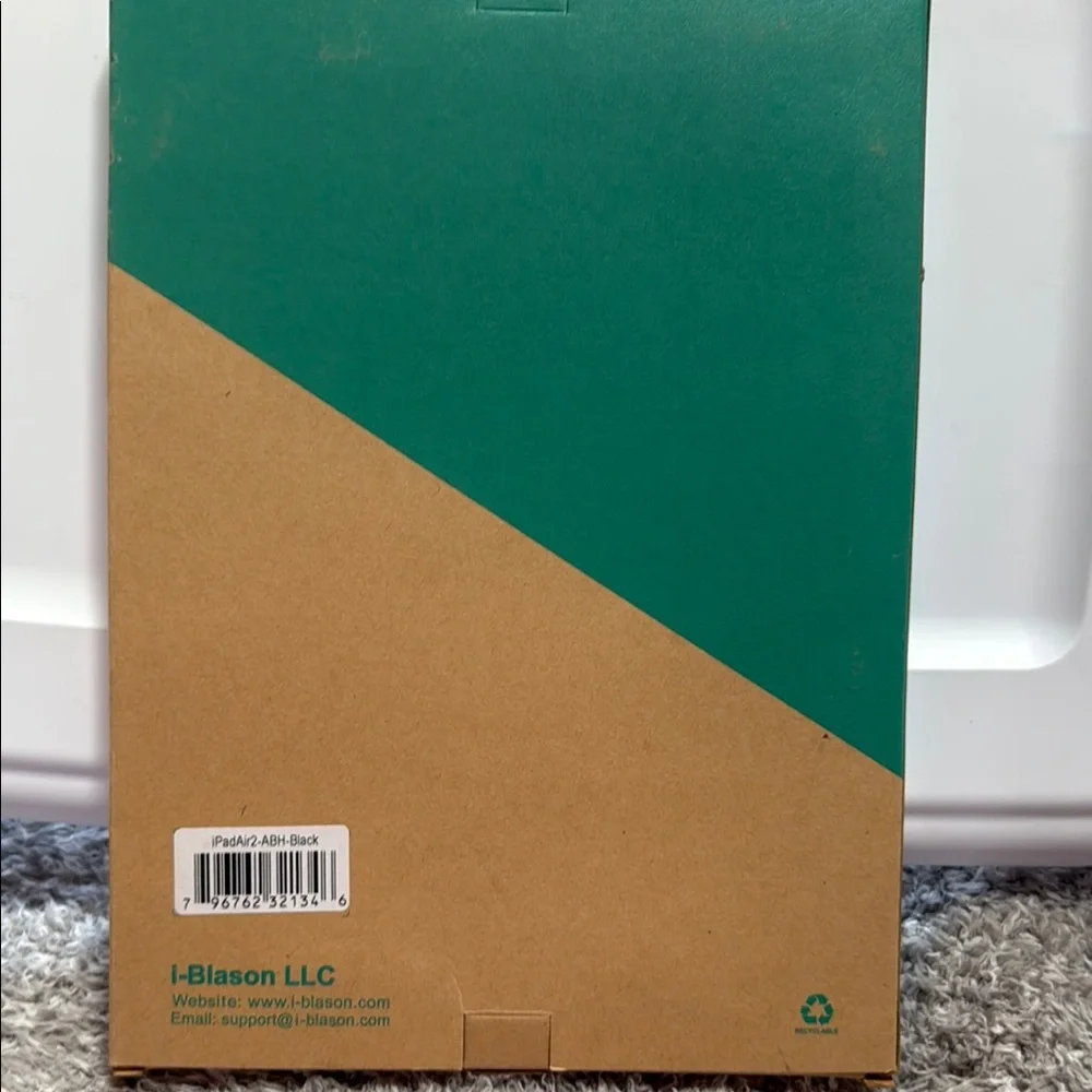 i-Blason New in box Black IPad Air2 protective case with Green & Brown Packaging